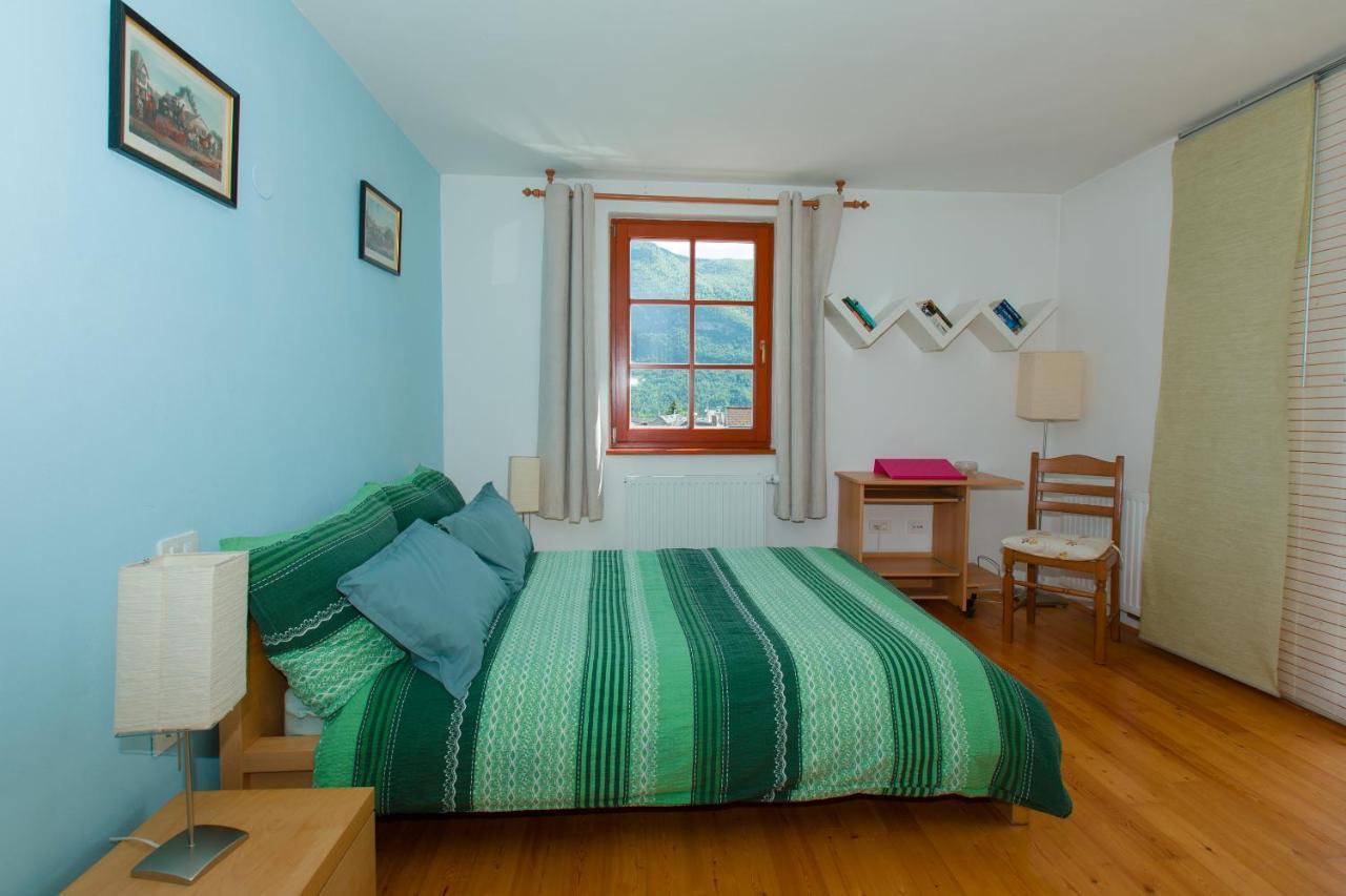 בובק Thirsty River Apartments מראה חיצוני תמונה